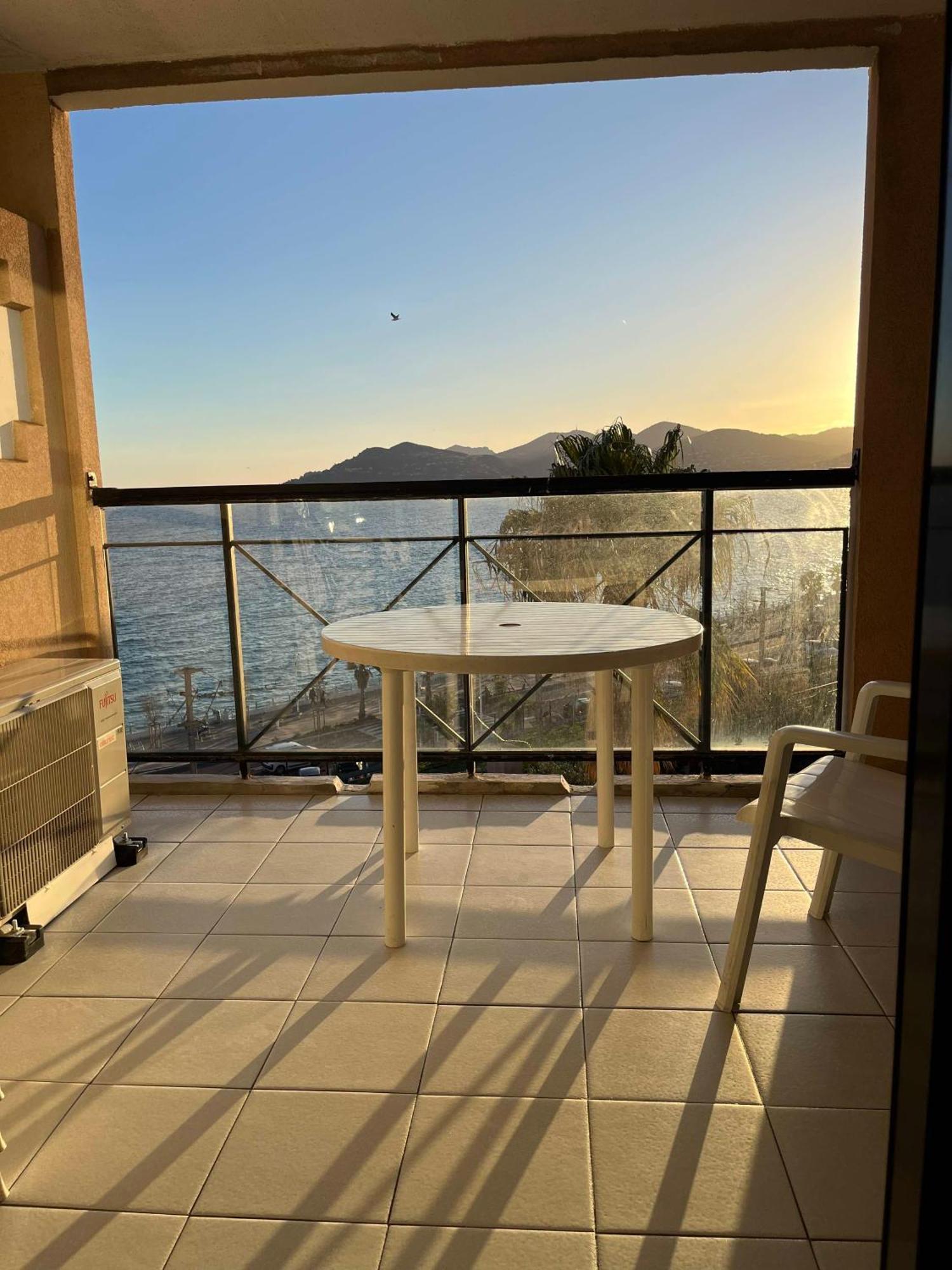 Cannes Apartment With Sea View, Aircondition And Parking エクステリア 写真